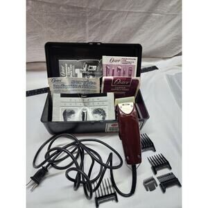 Oster Clippers Groomers with papers and 4 guards b37